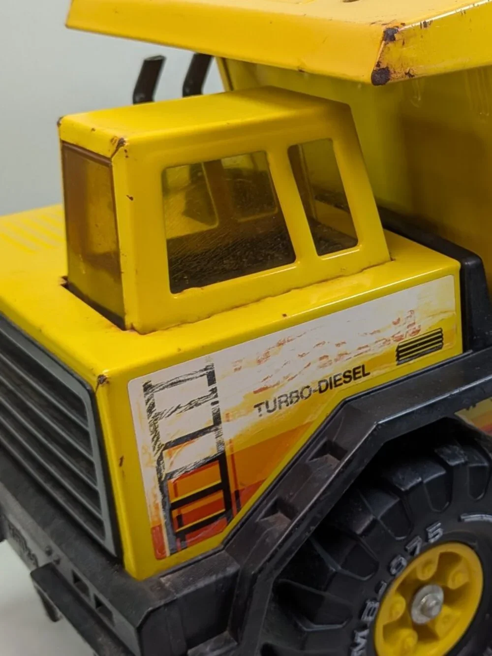 Vintage Tonka Mighty Dump Truck Pressed Steel All Metal Double Smokestack 1980s